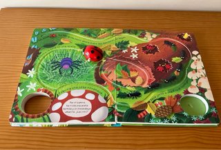 Libro “Juega con el libro de la mariquita”