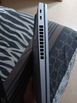 Portátil Dell Latitude 5530 Gris