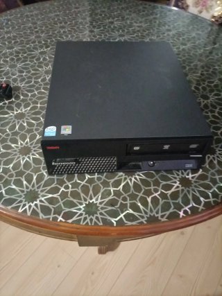 Torre Lenovo ThinkCentre