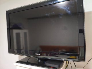 TV Samsung 40 Negra