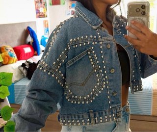 Chaqueta vaquera con tachuelas