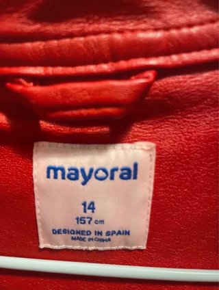 Chaqueta roja cuero Mayoral
