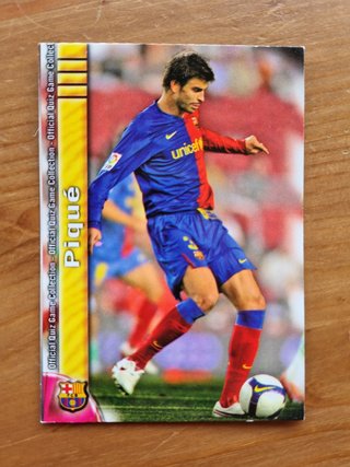 PIQUÉ (Barcelona). Mundicromo 2009 2010