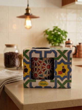 Taza de Cerámica con Motivos de Granada