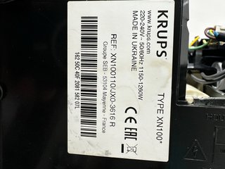 Cafetera Nespresso Krups XN100. PARA PIEZAS.