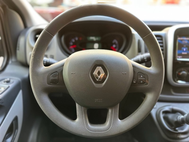 Renault Trafic PASSENGER Combi 9 1.6 dCi TT Energy 2017, foto 5