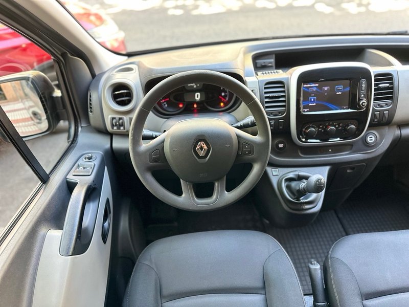 Renault Trafic PASSENGER Combi 9 1.6 dCi TT Energy 2017, foto 6