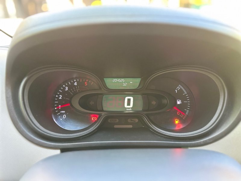 Renault Trafic PASSENGER Combi 9 1.6 dCi TT Energy 2017, foto 15