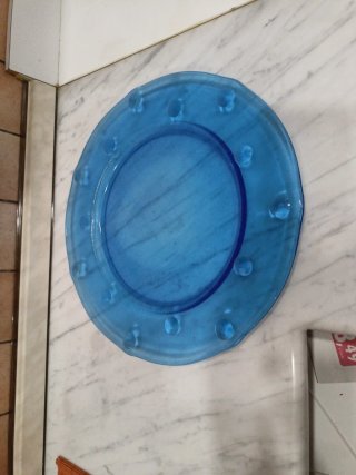 Centro tavola in vetro blu anni 90
