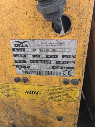 Máquina Desmontadora de Neumáticos