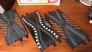 Scalextric: Pack 2 cruces y recta deslizante