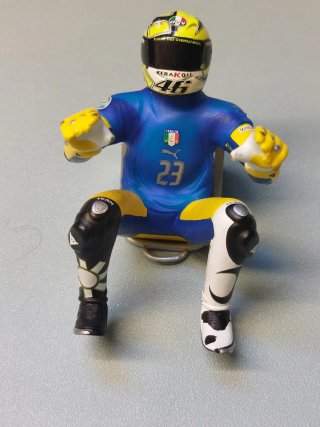 Modellino Yamaha YZR-M1 Valentino Rossi 1:12