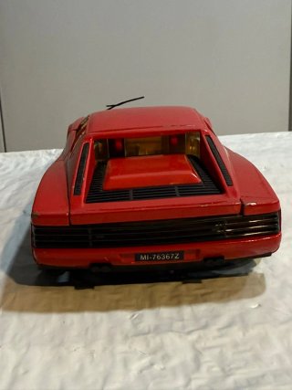 Ferrari Testarossa Bburago 1:24