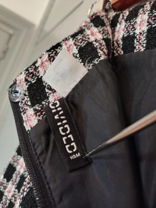 Falda mini tweed cuadros rosa y negro H&M - T 34