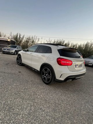 Mercedes-Benz GLA 2015