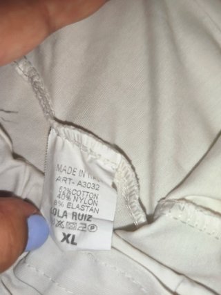 Pantalón blanco talla XL