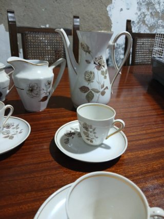 Juego de té antiguo porcelana floral