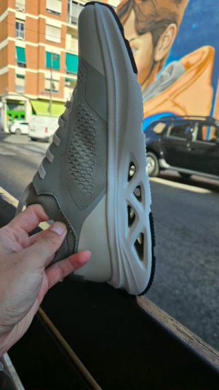 Zapatillas Koröshi Beige/Gris