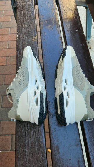 Zapatillas Koröshi Beige/Gris
