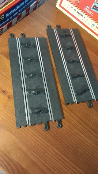 Scalextric: 2 Rectas Obstáculos Off Road