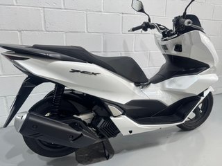 Honda PCX 125 "2024"