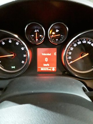 Opel Astra 2012