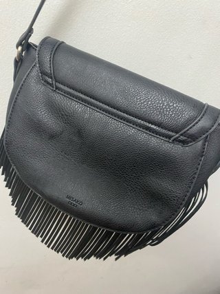 Bolso Misako Negro con Flecos