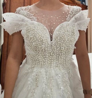 Vestido de Novia Princesa con Perlas y Encaje