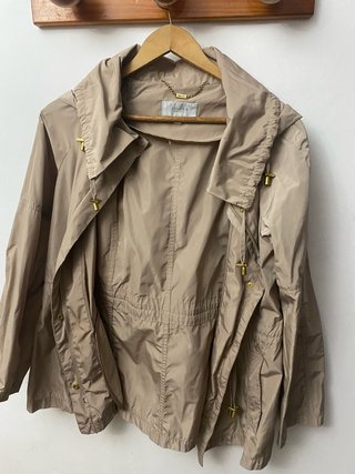 Chubasquero Zendra Beige