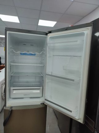 Nevera marca LG plateada 190/60cm A+ con garantía