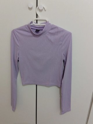 Camiseta de manga larga morada
