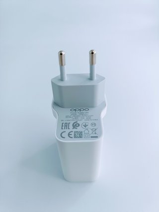 CARGADOR ORIGINAL OPPO 18W EUROPEO BLANCO Muy Buen