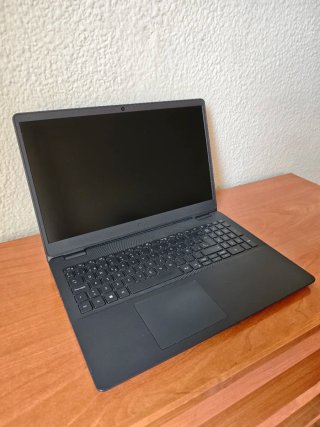Portátil Dell 15" FHD i3 Gen 11 16GB 750GB SSD