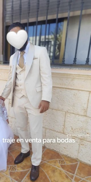 Traje de hombre beige para bodas