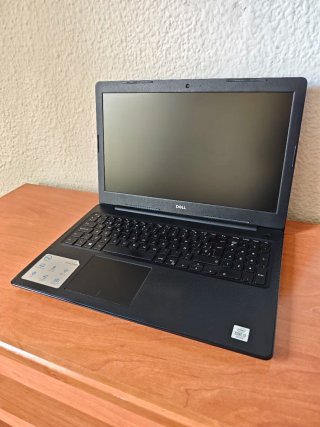 Portátil Dell 15" FHD i3 Gen 10 16GB 750GB SSD