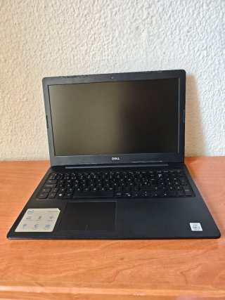 Portátil Dell 15" FHD i3 Gen 10 16GB 750GB SSD
