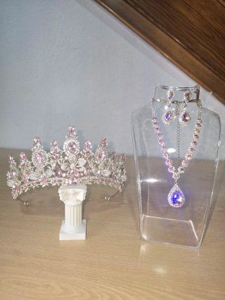 Set Accesorios Quinceañera Tiara y Collar