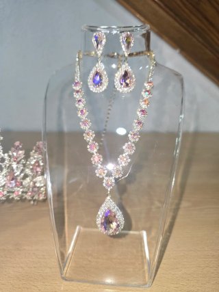 Set Accesorios Quinceañera Tiara y Collar
