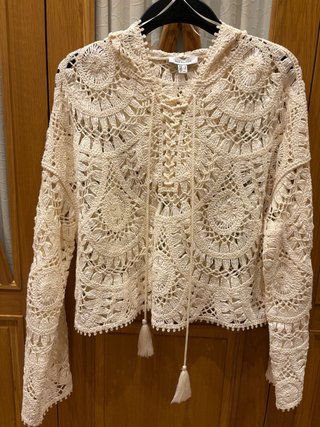 Sudadera H&M Edición Crochet Beige