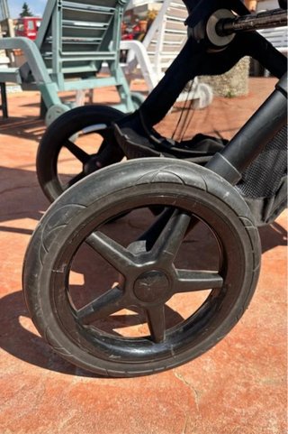 Carrito de bebé Bugaboo Fox 3 +capazo y acessorios
