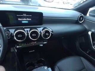 MERCEDES CLASE CLA 220 D DCT Shooting Brake