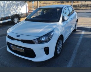 Coche KIA Rio 2018 49.000 km oportunidad!