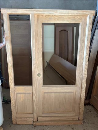 LIQUIDACIÓN PUERTAS DE ENTRADA EN MADERA DE PINO