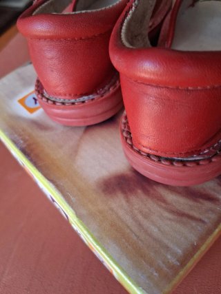 Sandalias Rojas de Niña Talla 18