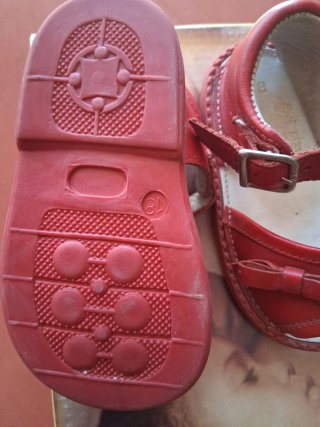 Sandalias Rojas de Niña Talla 18