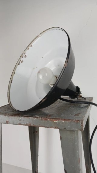 Lampada industriale sospesa metallo