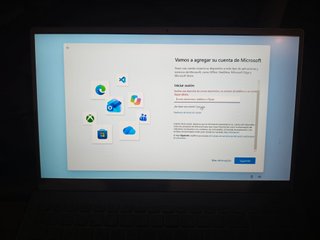 Portátil Dell Inspiron 15.6 FHD