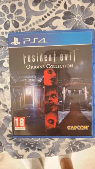 Resident Evil Origins Collection (PS4)