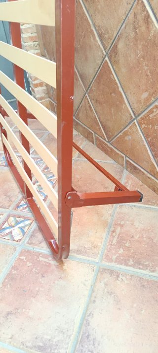 Somier de láminas 90 x 190 cm con patas plegables