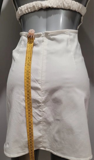 Vestido Blanco con Espalda Descubierta